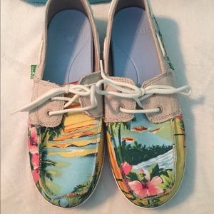 Sanuk Tropical Sailaway Hawaiian Boat Shoe